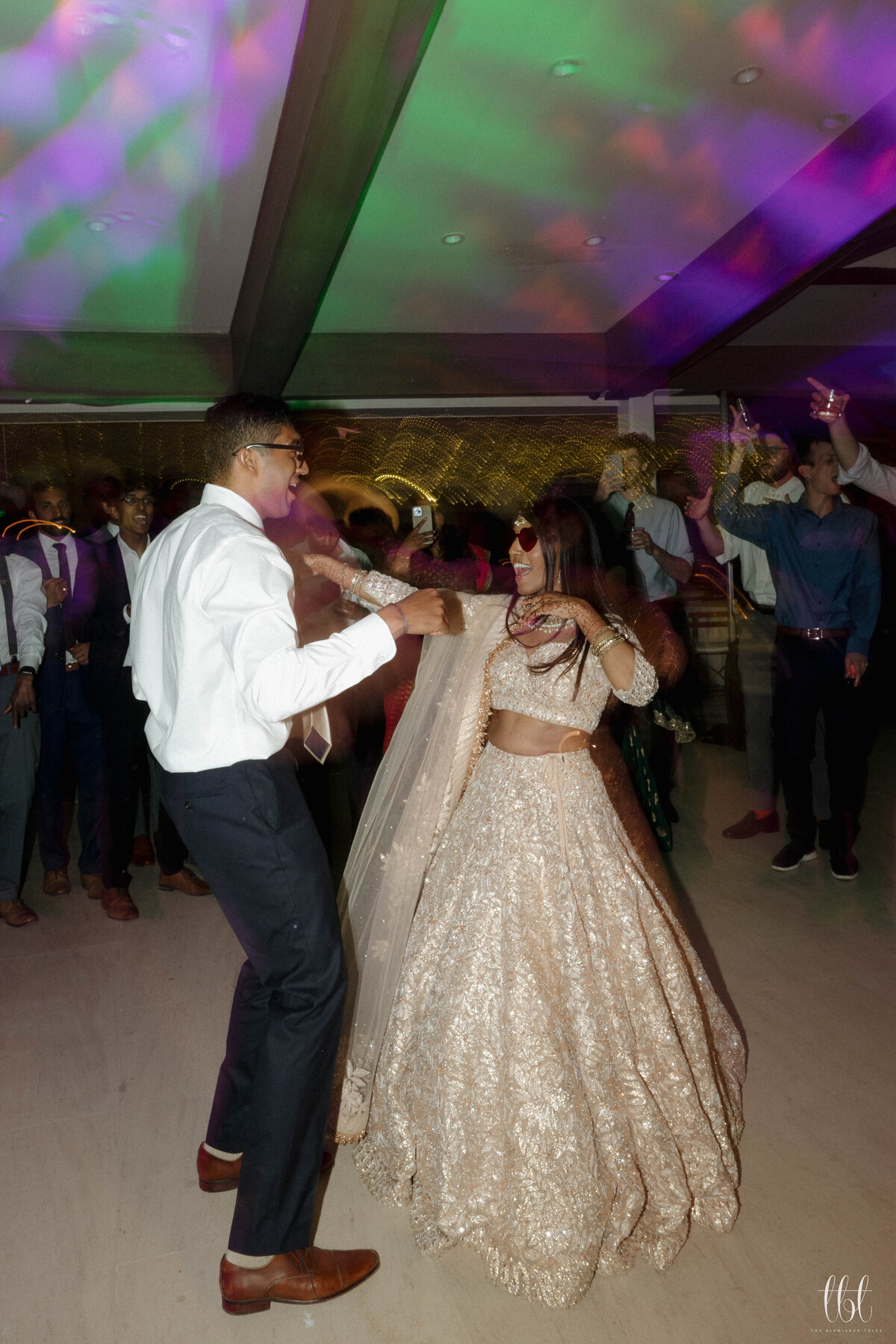 FayeFernCreative-CalamigosRanch-Wedding-Pavilion-Reception-AM-107