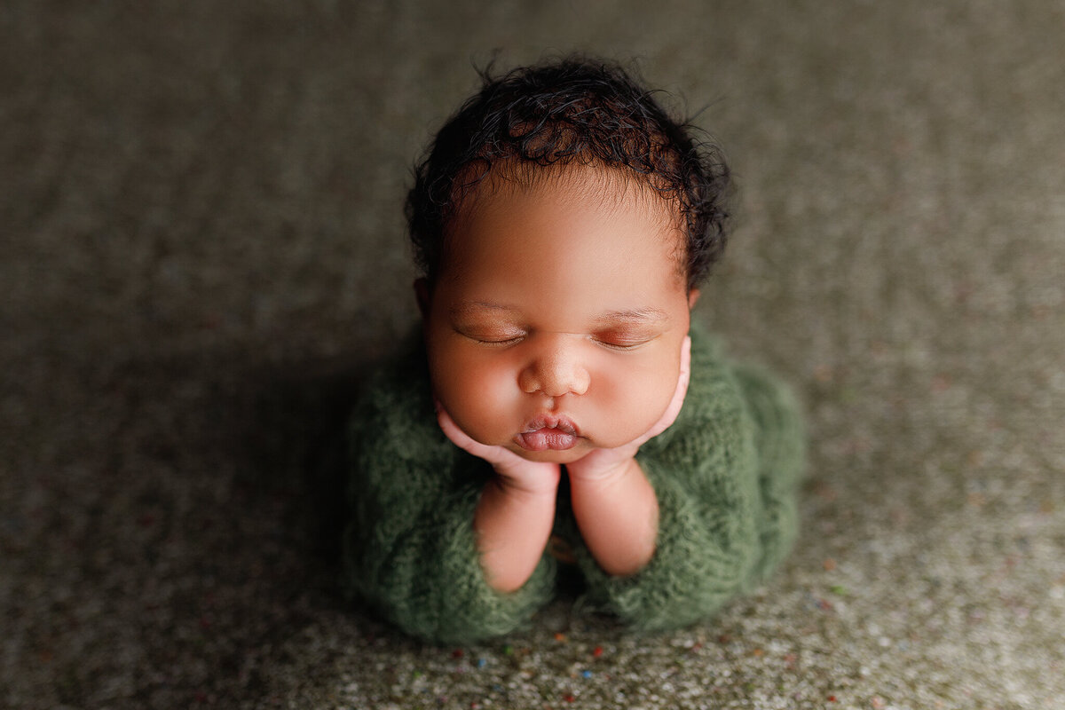McDonough newborn photographer, Atlanta Newborn Photographer, Fayetteville newborn Photographer, Peachtree city newborn photographer, Hampton ga newborn photographer, marietta ga newborn photographer