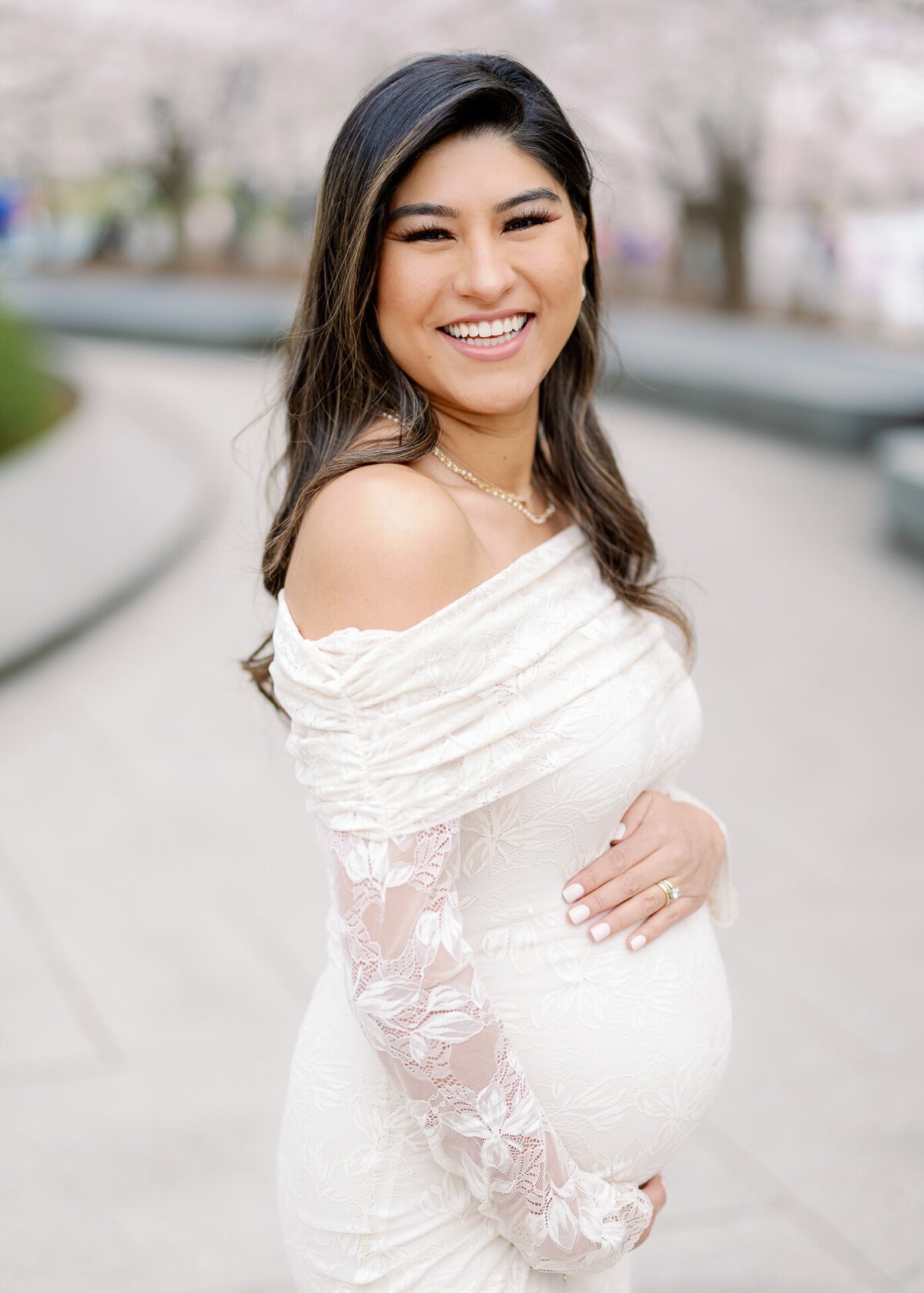 cherry-blossom-maternity-pregnancy-session-jefferson-memorial-tidal-basin-washington-dc-23