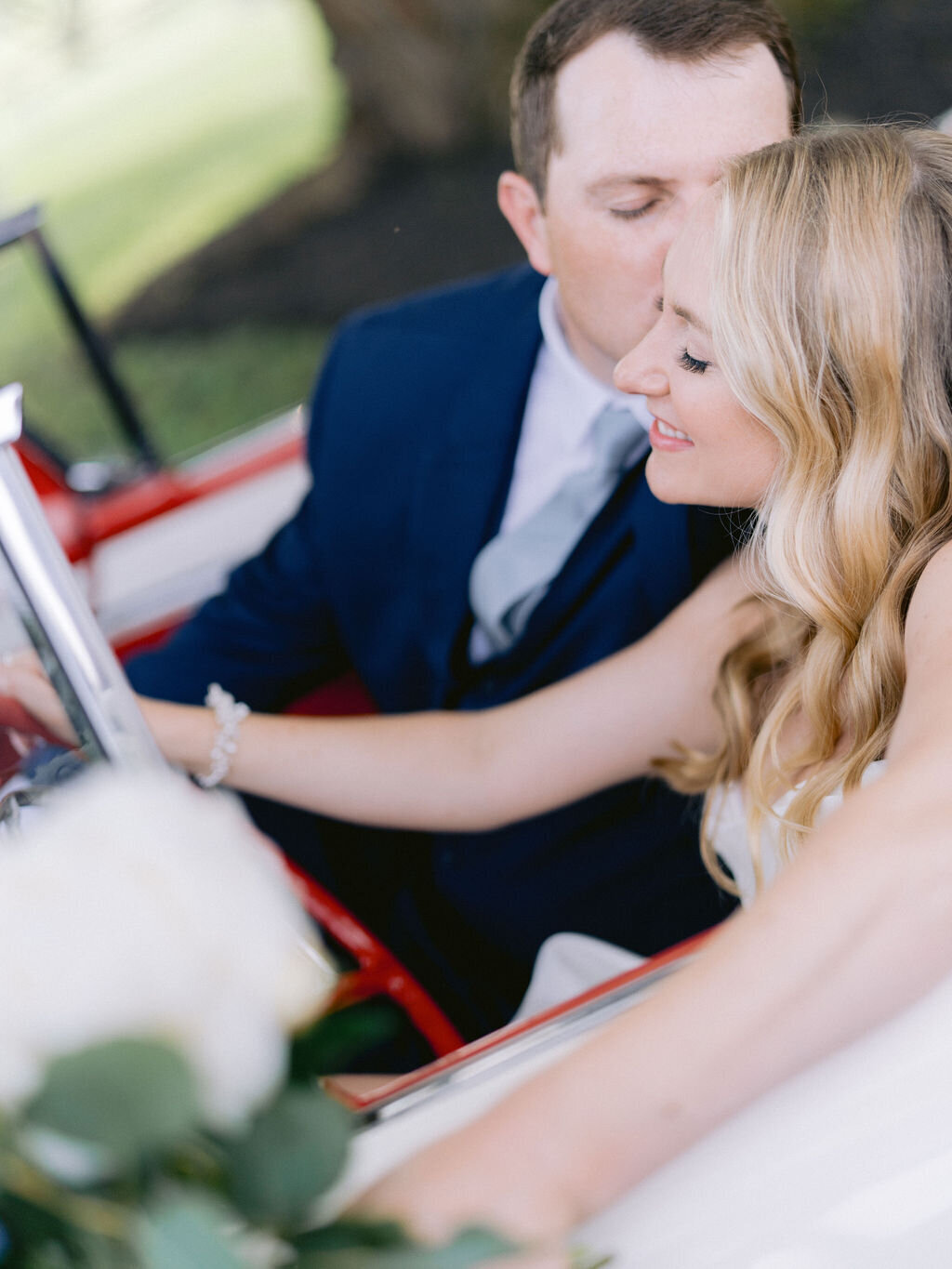 NikkiSanterre_EastCoastPrivateEstateWeddingPhotographer_Caroline&Ben-40