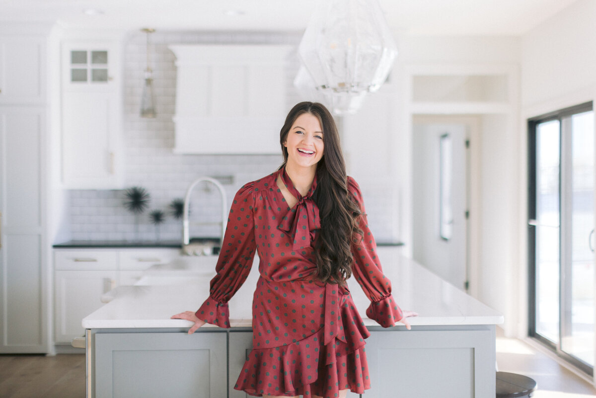 08- © 2021 Ashley Nicole Creative - Torczon-Frink Group - Branding - Look 4