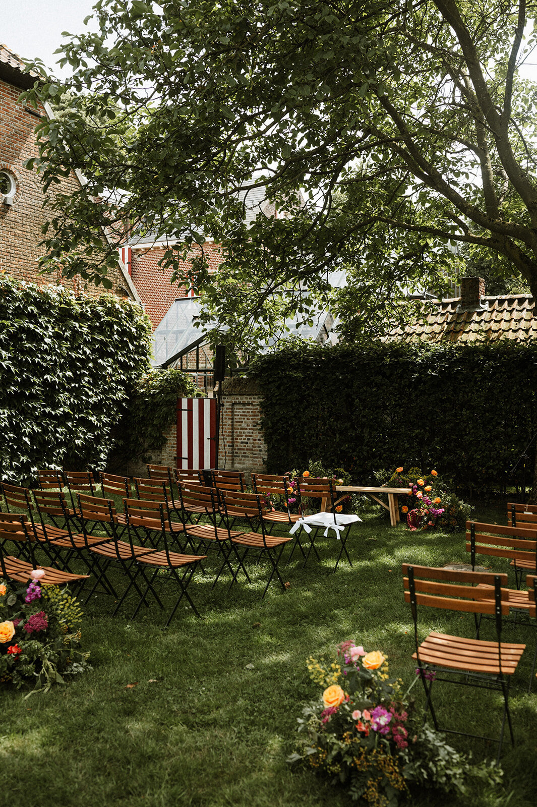 Herentals, salon weddings, moody, authentiek, alternatief trouwen,bruid, 2026, elopent, intiem, spontaan, tijdloos, trouwfotograaf, antwerpen - ceremonie-19