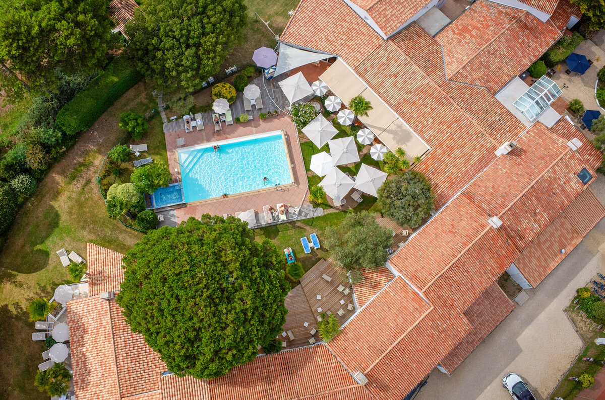 1-hotel-noirmoutier-4-etoiles-piscine