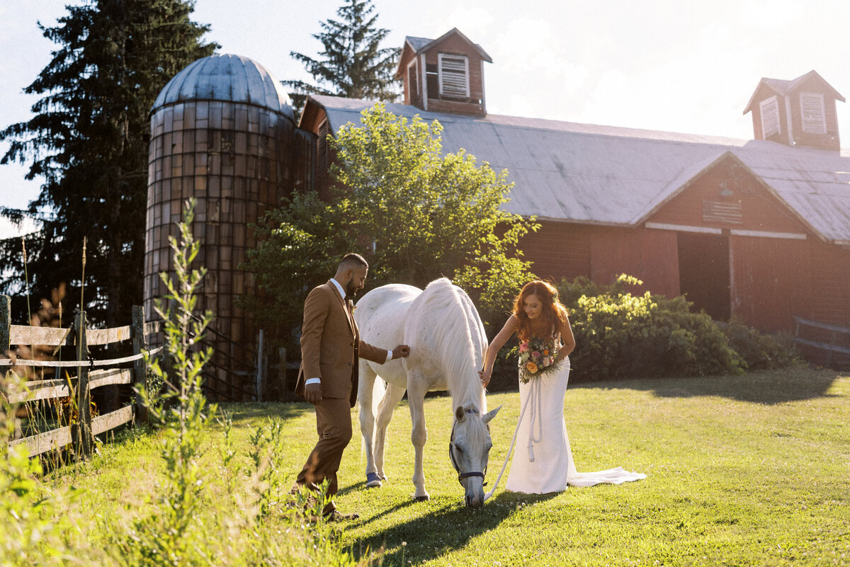 UpstateNYWedding_NYCWeddingPhotographer_TaylorNicollePhoto-79