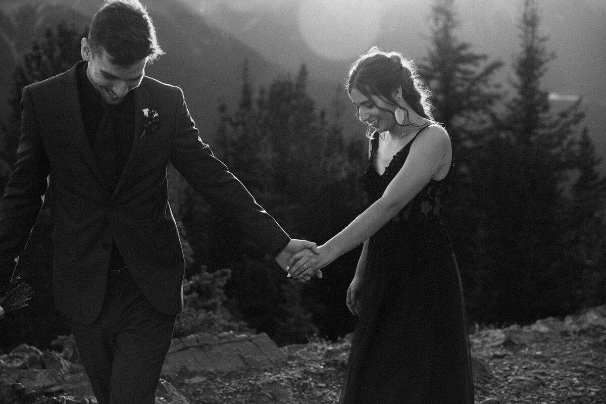 Alberta elopement and micro-wedding galleries by Allie Knulls Photography