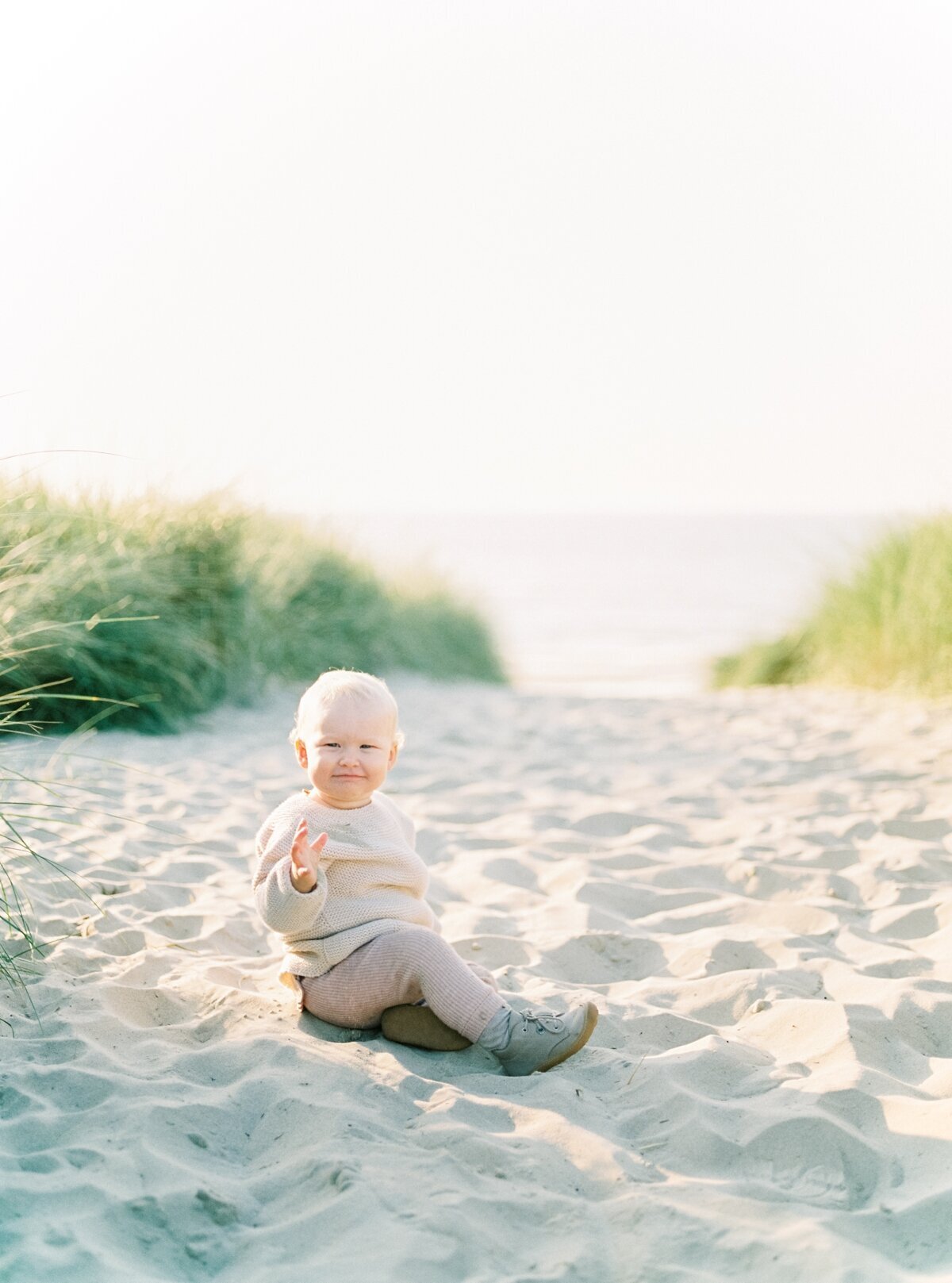 詹妮弗+ Niko_Family-Shoot-Texel_MichelleWeverPhot半岛最新官网登录入口ography-54