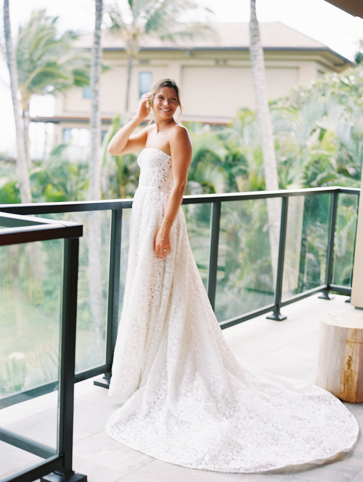 Kauai Wedding couple honeymoon photographer Mami Wyckoff Photography engagement family maternity portrait 297