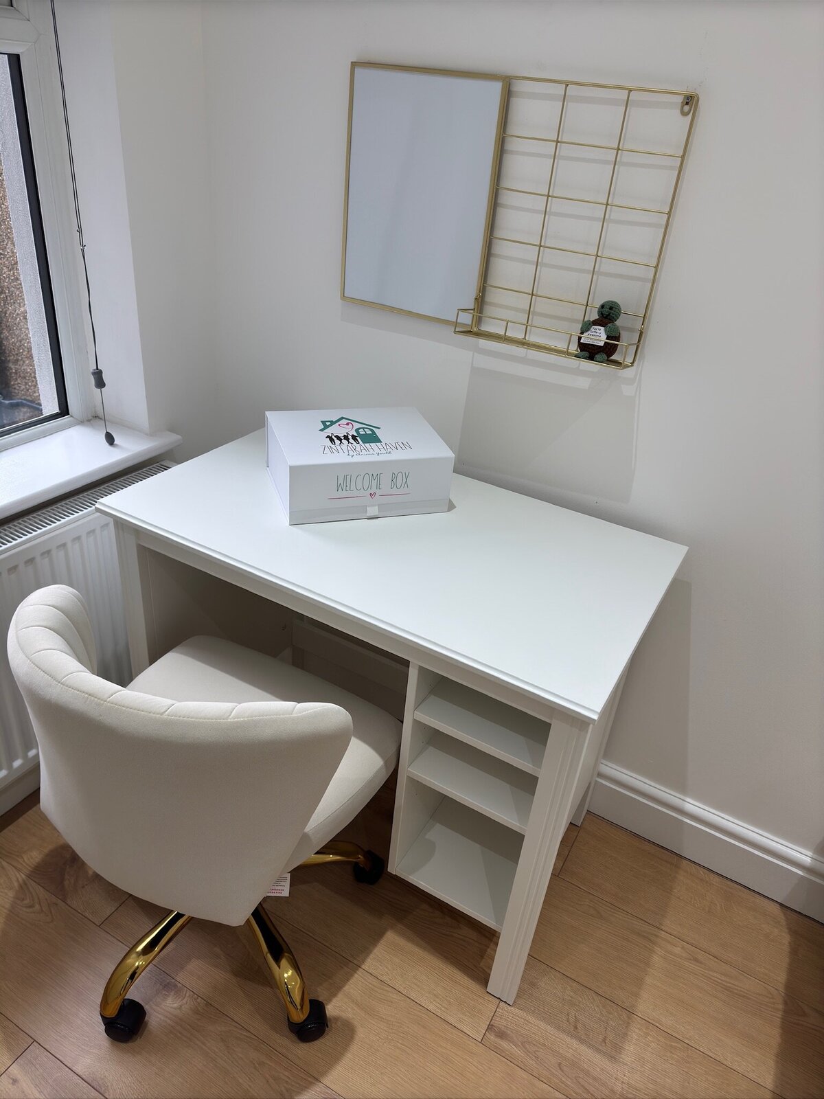 zintarah-haven-supported-accomodation-croydon-anima-youth-welcome-box-room