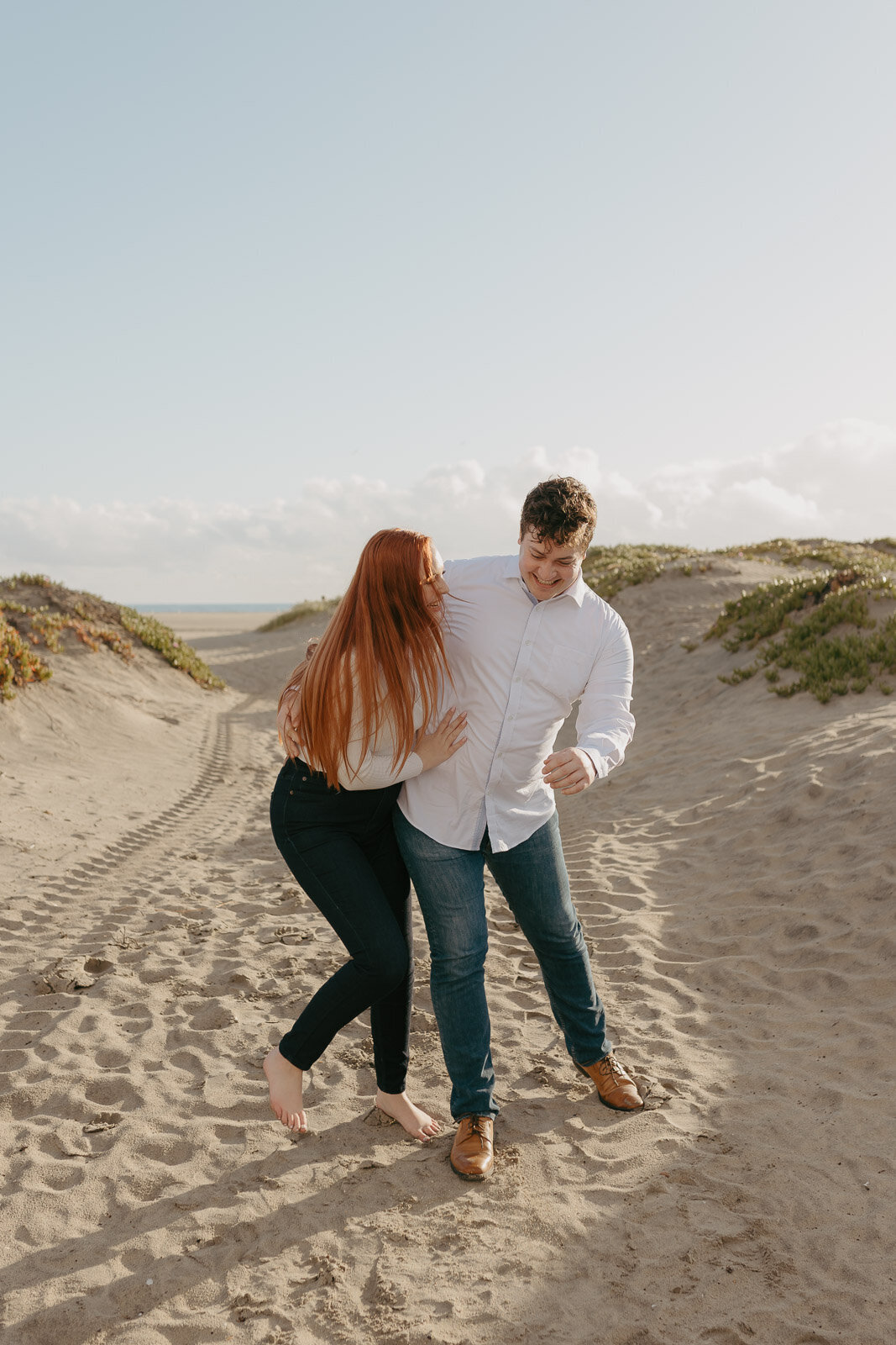 Lexx-Creative-Coronado-Beach-Dunes-Engagement-5