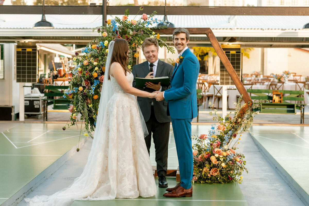 abby-weeden-photo-st-pete-shuffleboard-florida-weddings-chantilly-chic-celebrations-17