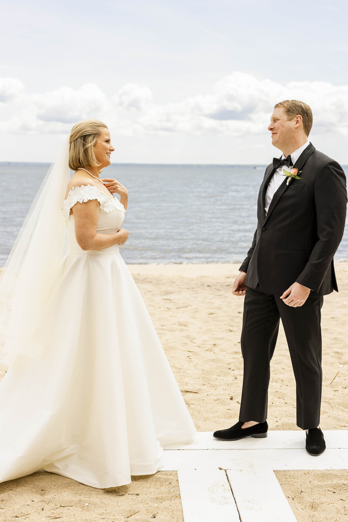 Ashley Mac Photographs - East Coast Wedding Photographer - Jersey - New York - Connecticut - Shore Club Spring Wedding with Pops of Color -15