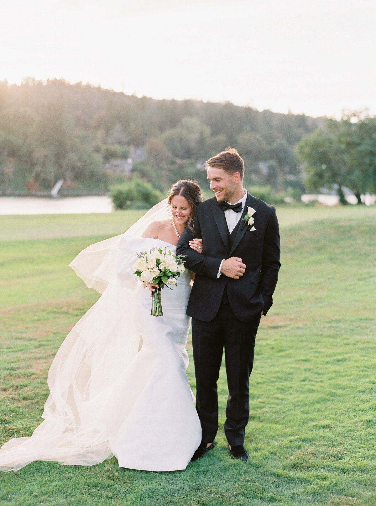 waverley-country-club-wedding-by-top-portland-photographers-the-tenneys-42