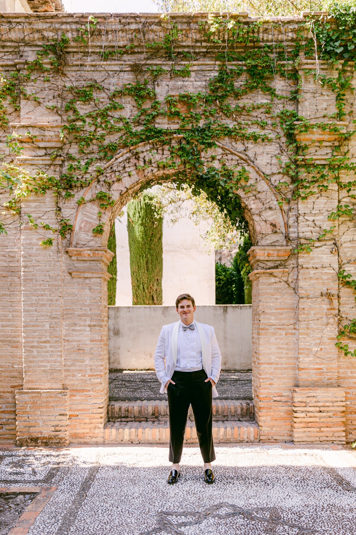 AbieLivesayPhotography-GranadaSpainWeddingPhotographer-BoutiqueWeddingPlannerSpain-PalaciodelosCordovaWedding-CaraClay-439