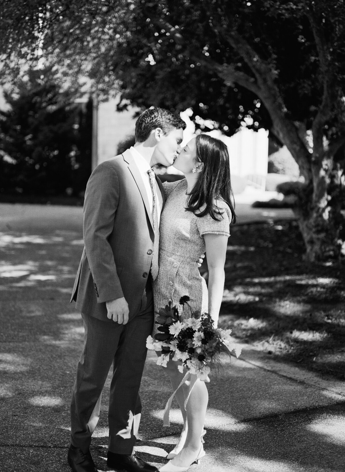 downtown-raleigh-elopement-22
