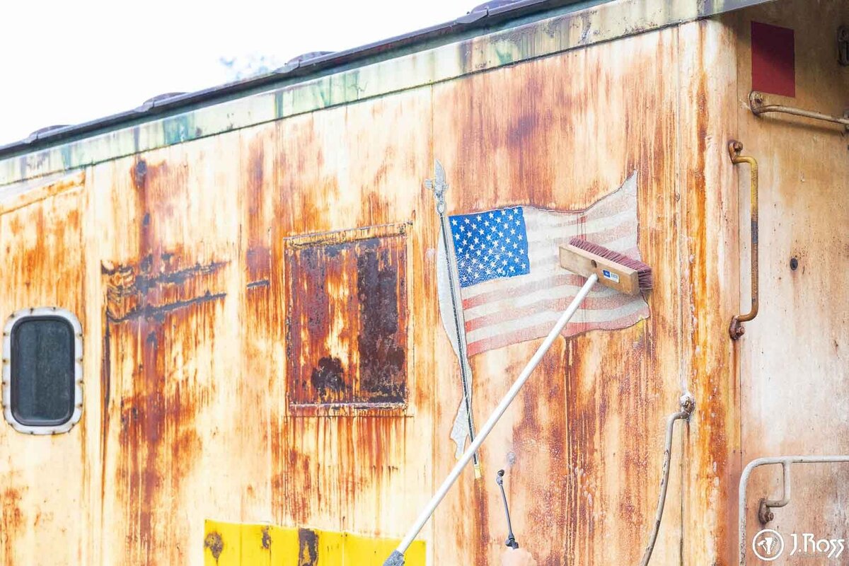 HISTORIC-RESTORATION-CABOOSE-BLOUNTVILLE-J.ROSS-10-2