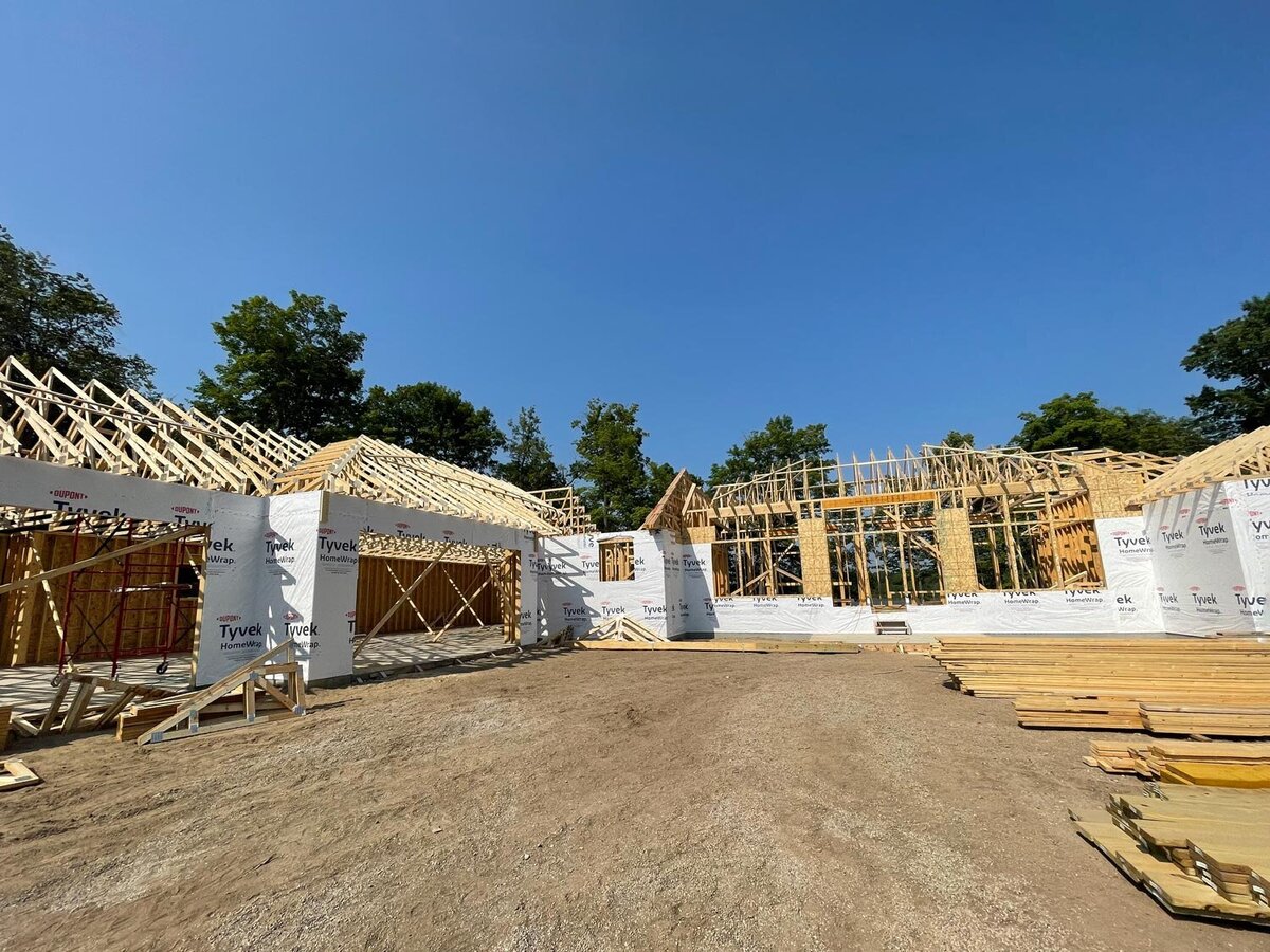Framing photo of custom home in Fargo, ND