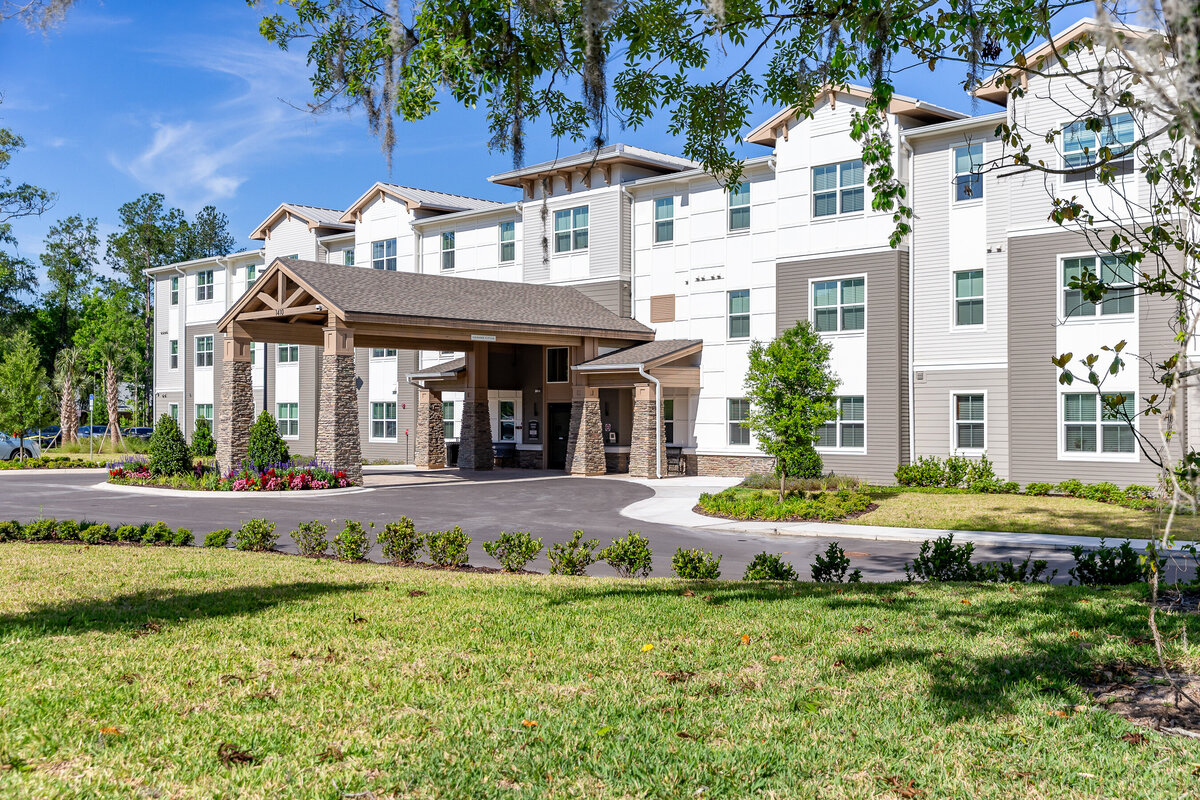 042324ROCHESTERPARK-9