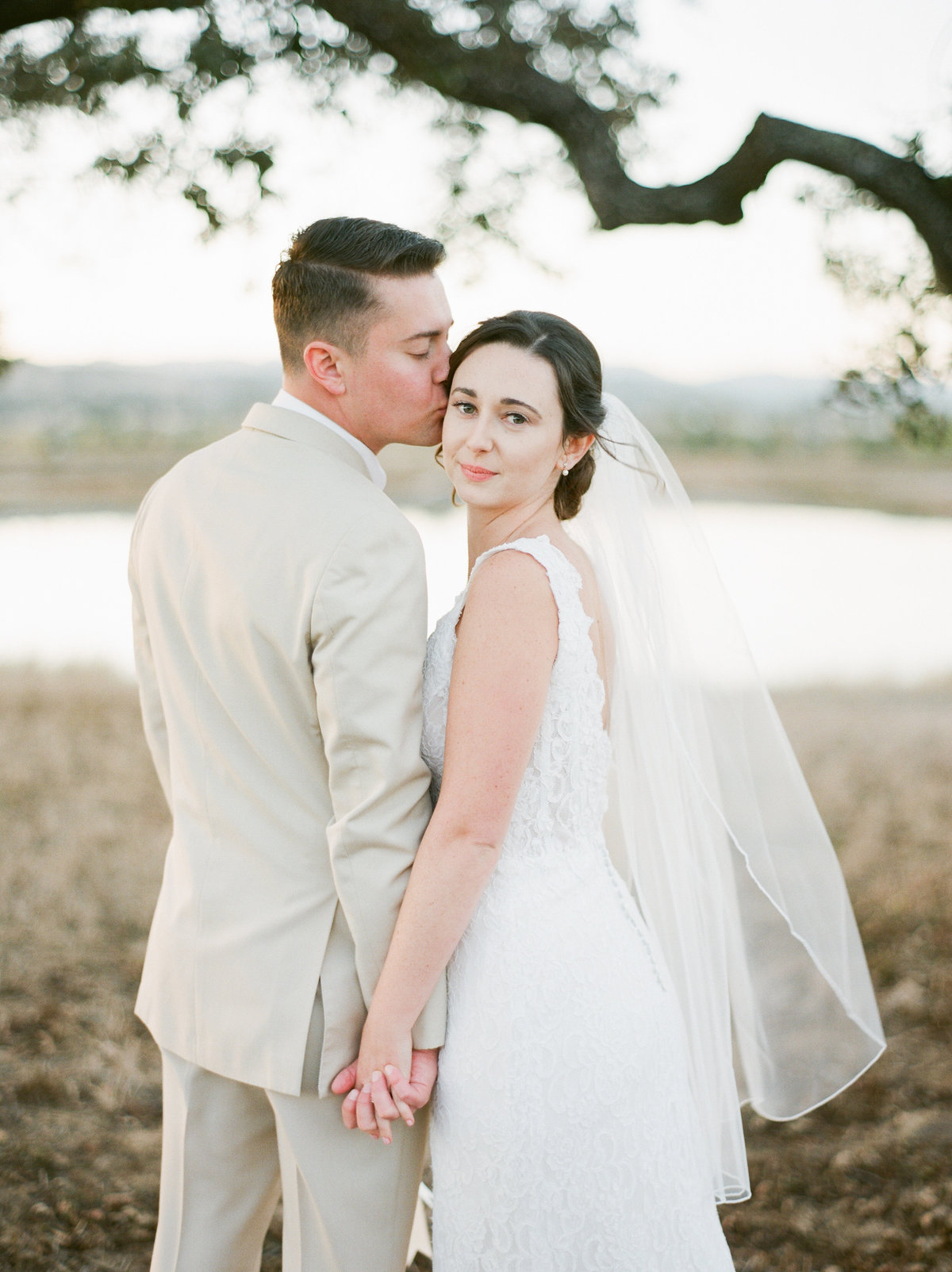 Dana + Nick Sneaks-1019