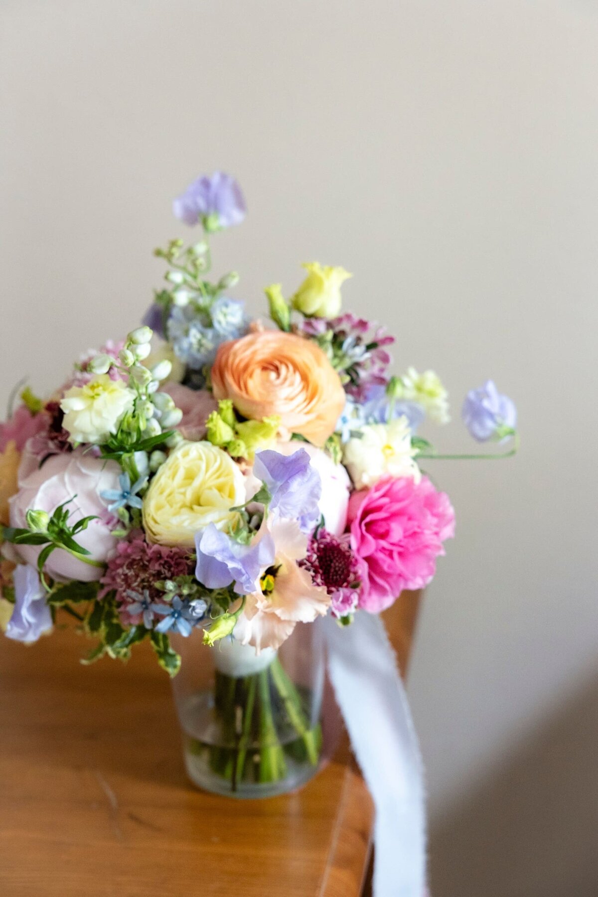 pastel-bridal-bouquet-french-wedding1