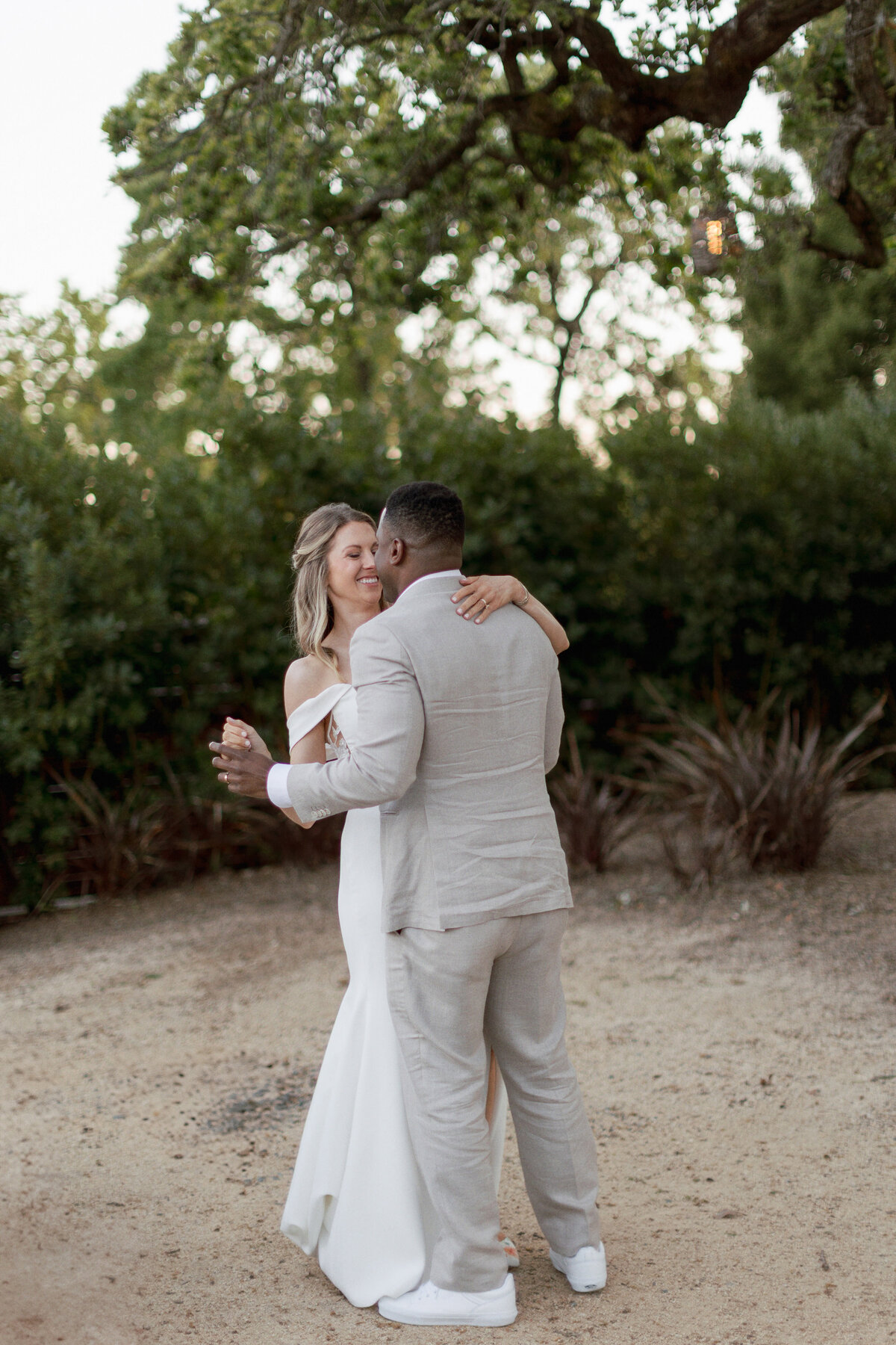 haley-robbie-private-last-dance-oliveandoath-3