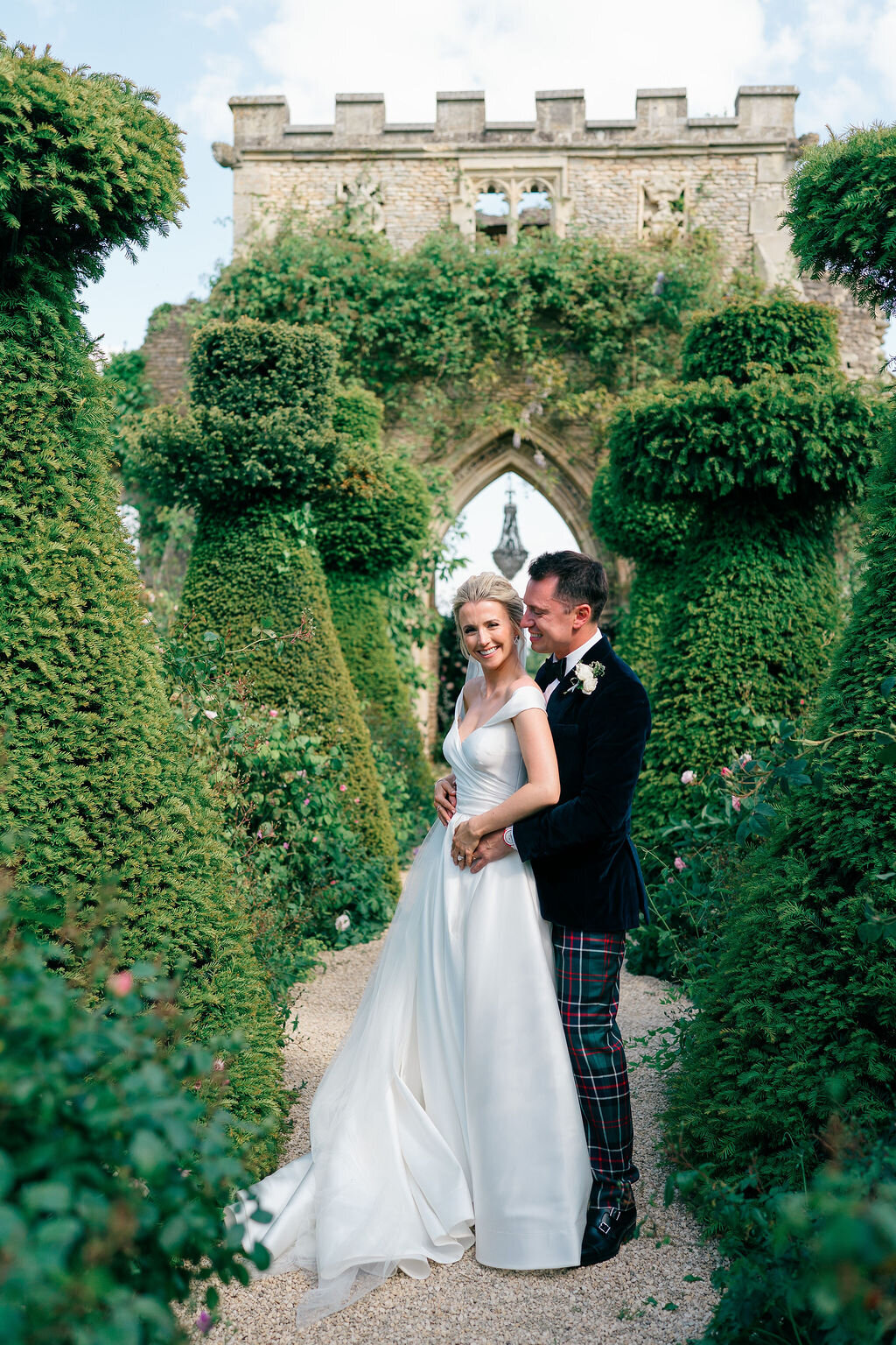 PoppyCarterPortraits-WeddingPhotography-EuridgeManor-9