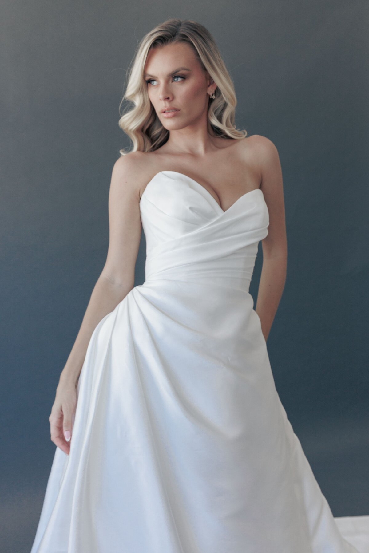 AUDREY_D2_LOOK21_3