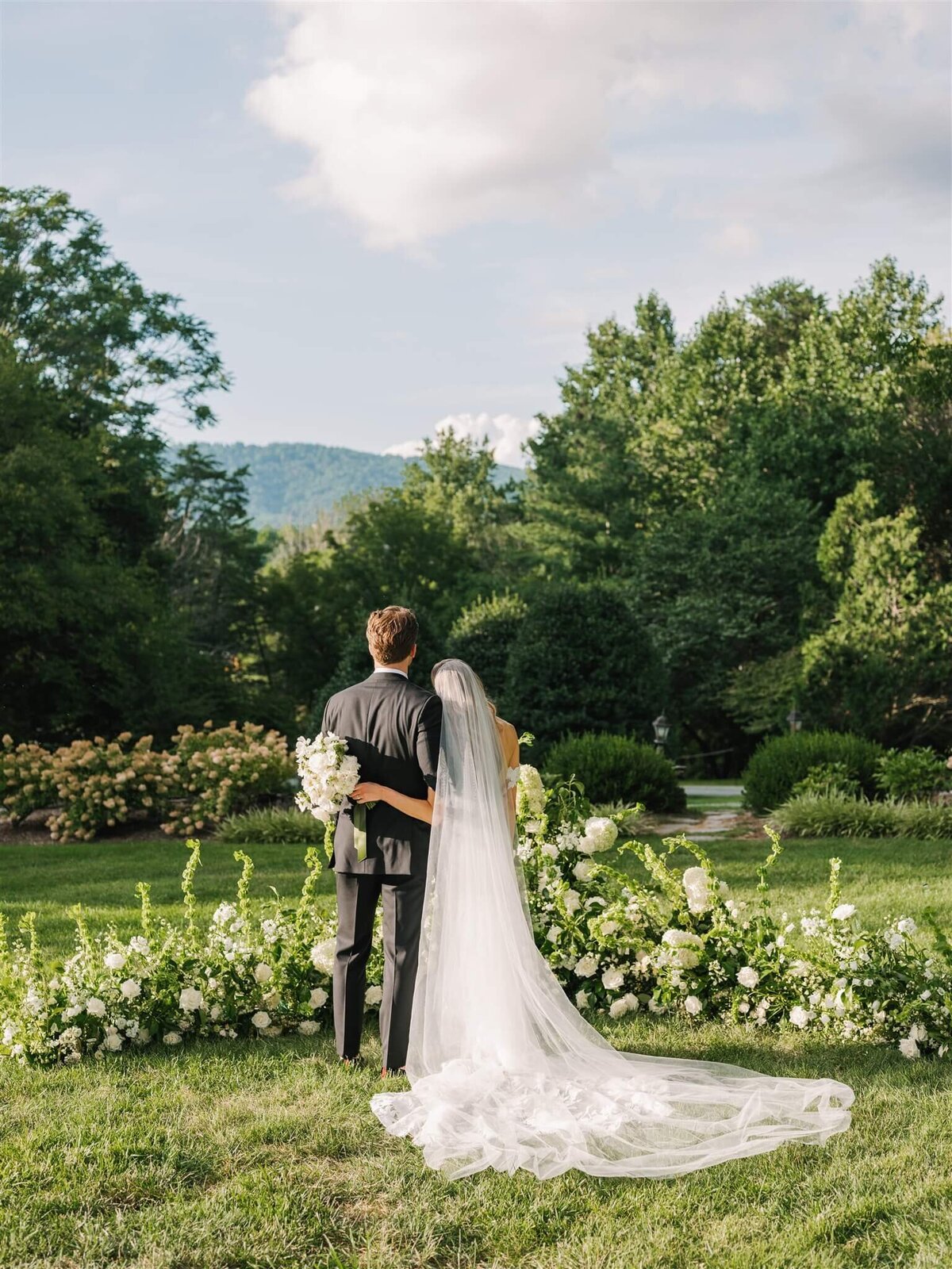 becca-gavin-springvale-floral-ceremony-gardens