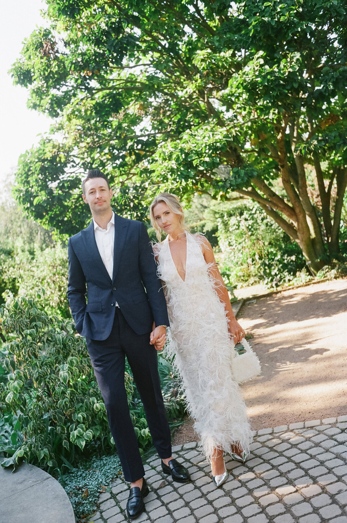 Berlez-Aspen-Avenue-Chicago-Wedding-Photographer-Engagement-Session-Chicago-Botanic-Garden-Selkie-Luxury-Editorial-Film-7