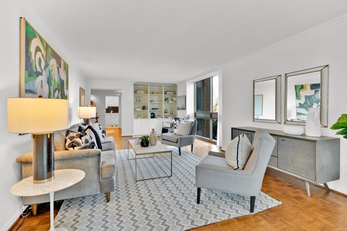 25-web-or-mls-8_007_Living Room
