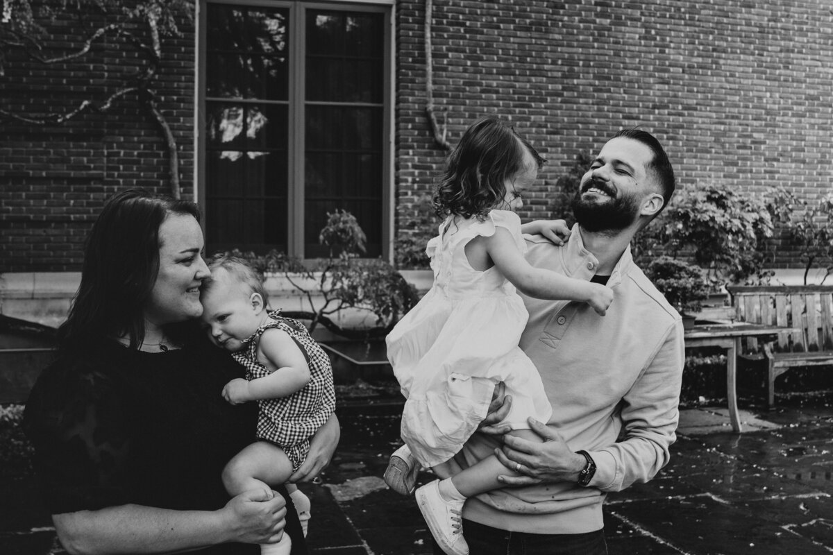 LebonFamilyFioliGardensFamilySession2023-50