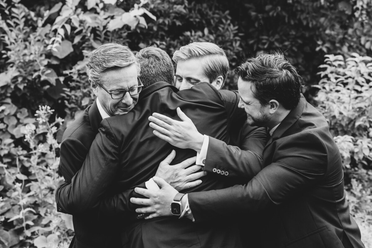 Nantucket Wedding Photographer Katie Kaizer Photography Journalistic Wedding Engagement Photography  WeddingPortfolio_106_KatieKaizerPhotography