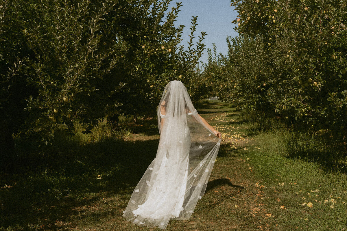 Emily-Noelle-Photo-Wedding-Photos-Hood-River-Oregon-09781_websize