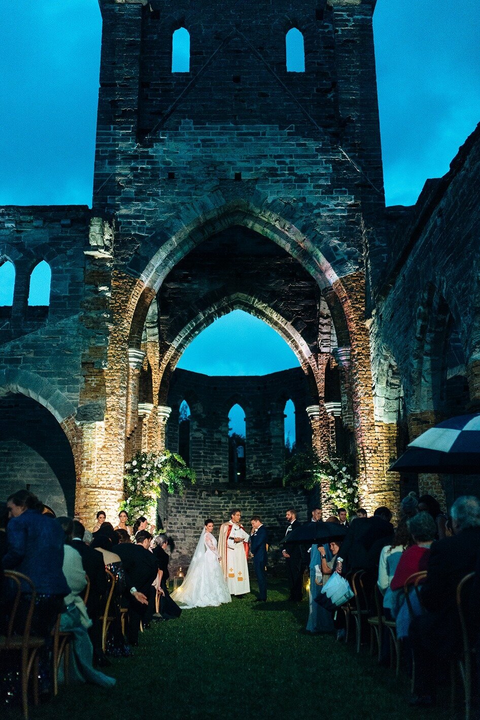 Airplane Hangar-Bermuda-Wedding-Dasfete-7