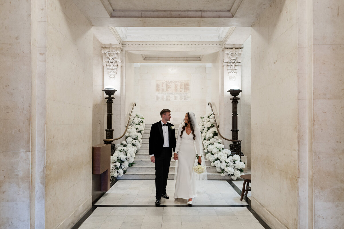 adorlee-weddings-073-editorial-couple-portraits-at-old-marylebone-town-hall-london