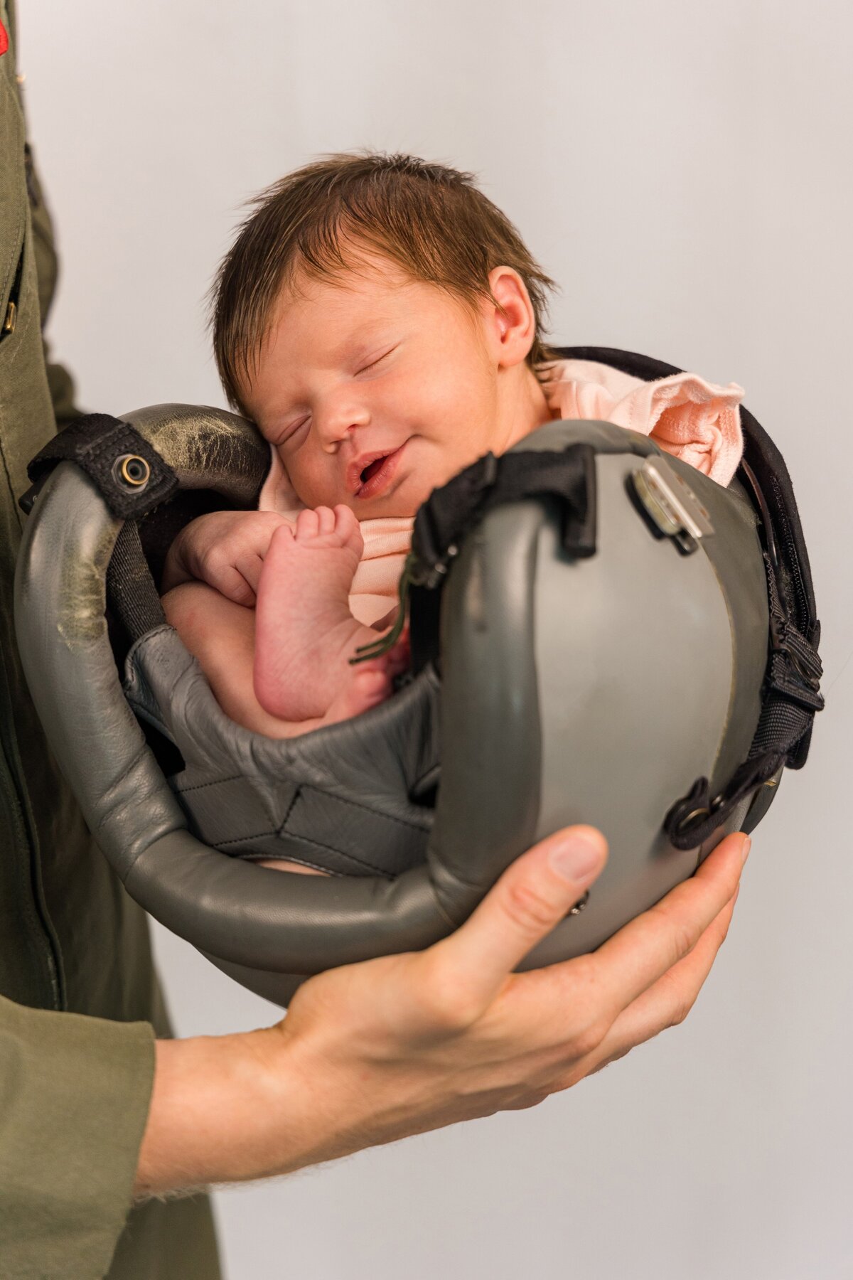 Newborn-pilot-flight-suit-Aronoff-4