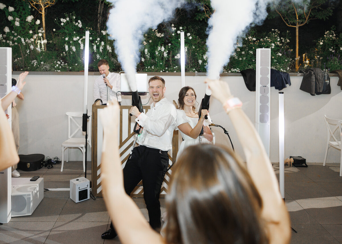 Angela + Brandon Sneak Peeks 94