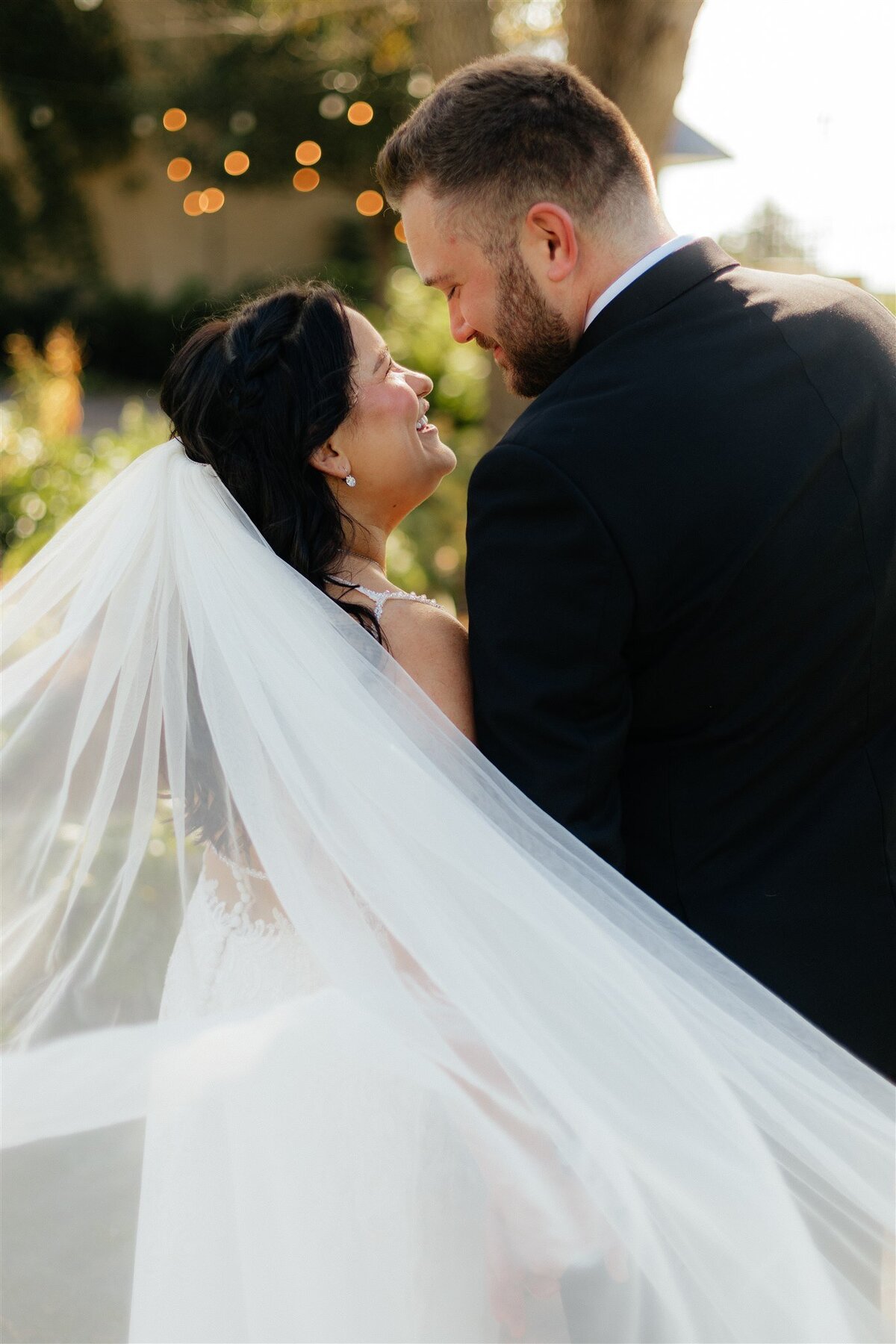 Sarah & Johnathan Wedding Sneak Peek-43