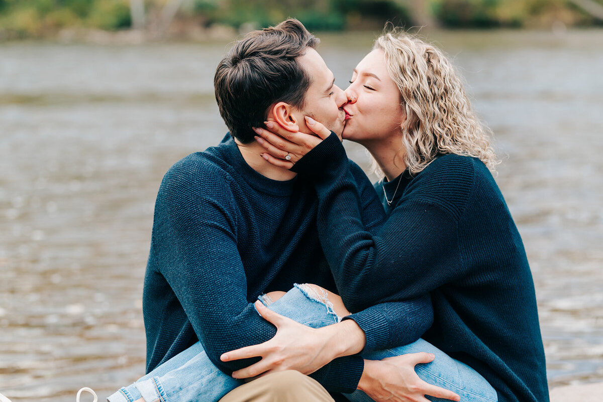ANN-ARBOR-ENGAGEMENT-PHOTOGRAPHER-CAPTURED-BY-KELSEY-TT-24_websize