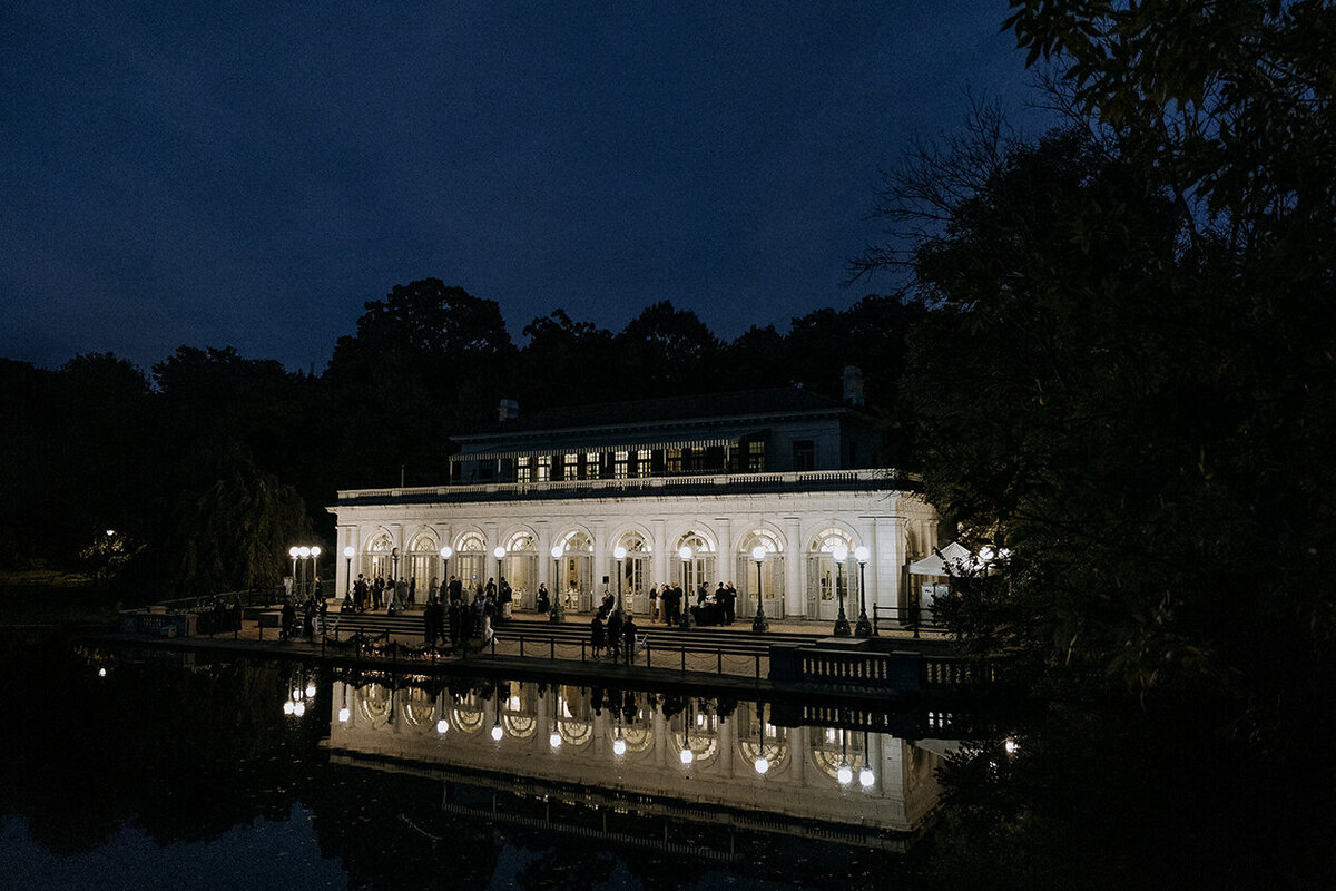 Mira Park Photography NY based wedding photographer Wedding reception at Purslane at the Boathouse in Prospect Park in Brooklyn, NY