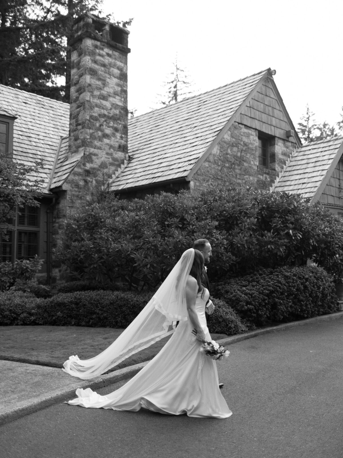 portland-racquet-club-wedding-photos-by-the-tenneys-in-oregon-24