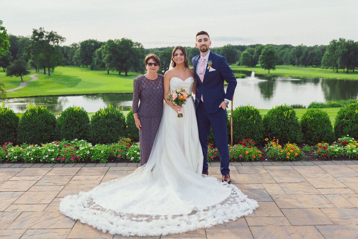 250802-Lauren&Nicholas-BrooklakeCountryClub-Wedding-FlorhamPark-NJ-Previews-Web-116