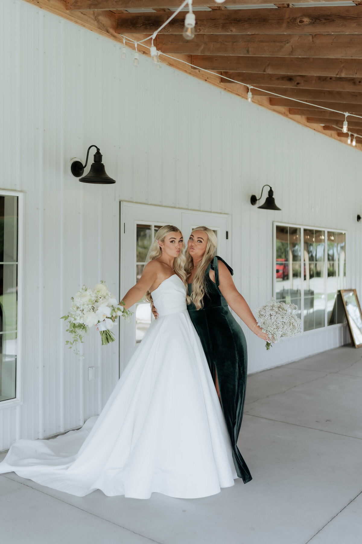 pile-wedding-415