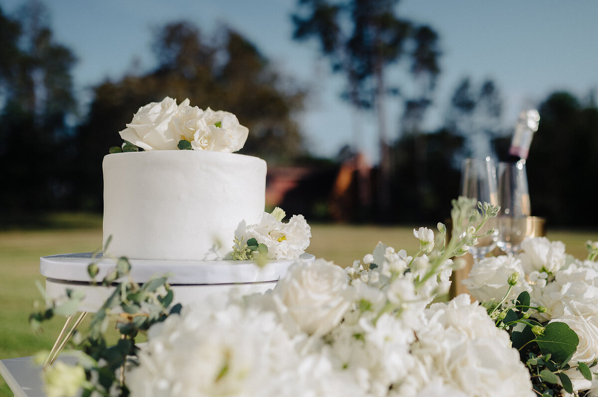 arron-mcneile-photo-whitehurst-gallery-florida-elopement-chantilly-chic-celebrations-12