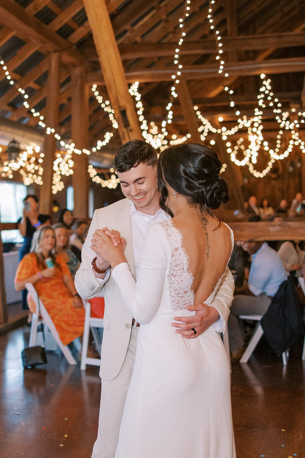 Wind in the Willows Wedding JT-8617