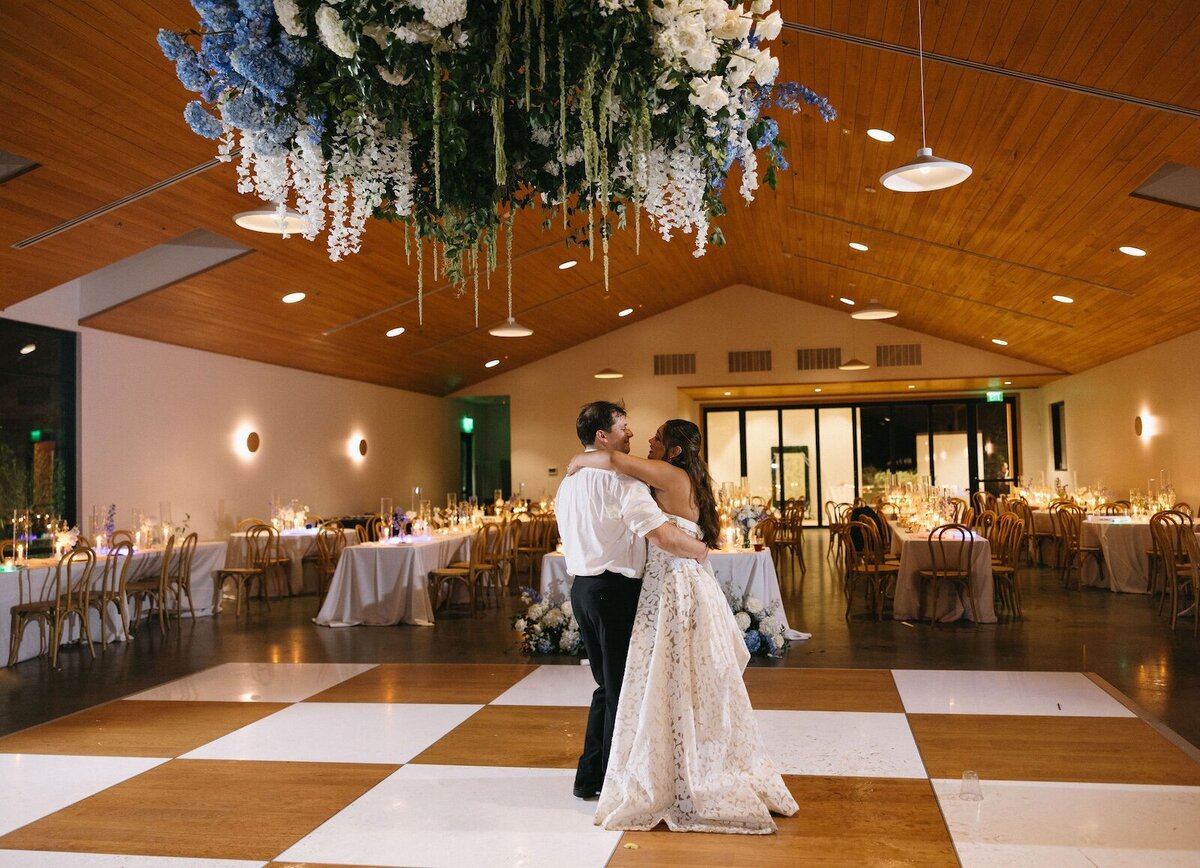Reception Lade Modern Wedding Venue Texas | The Grand Lady Reception Hall