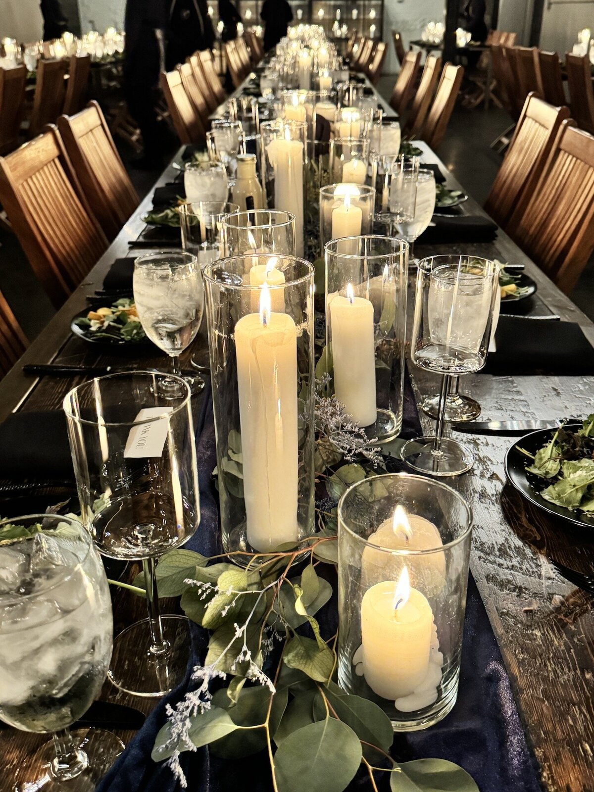 van-halen-events-denver-moss-reception-table-setting