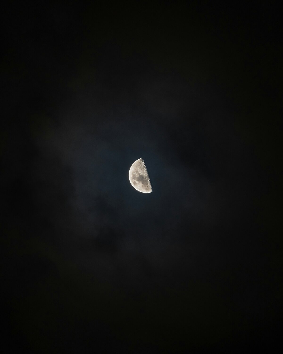 chalo-gallardo-qkhla2t_69Y-unsplash