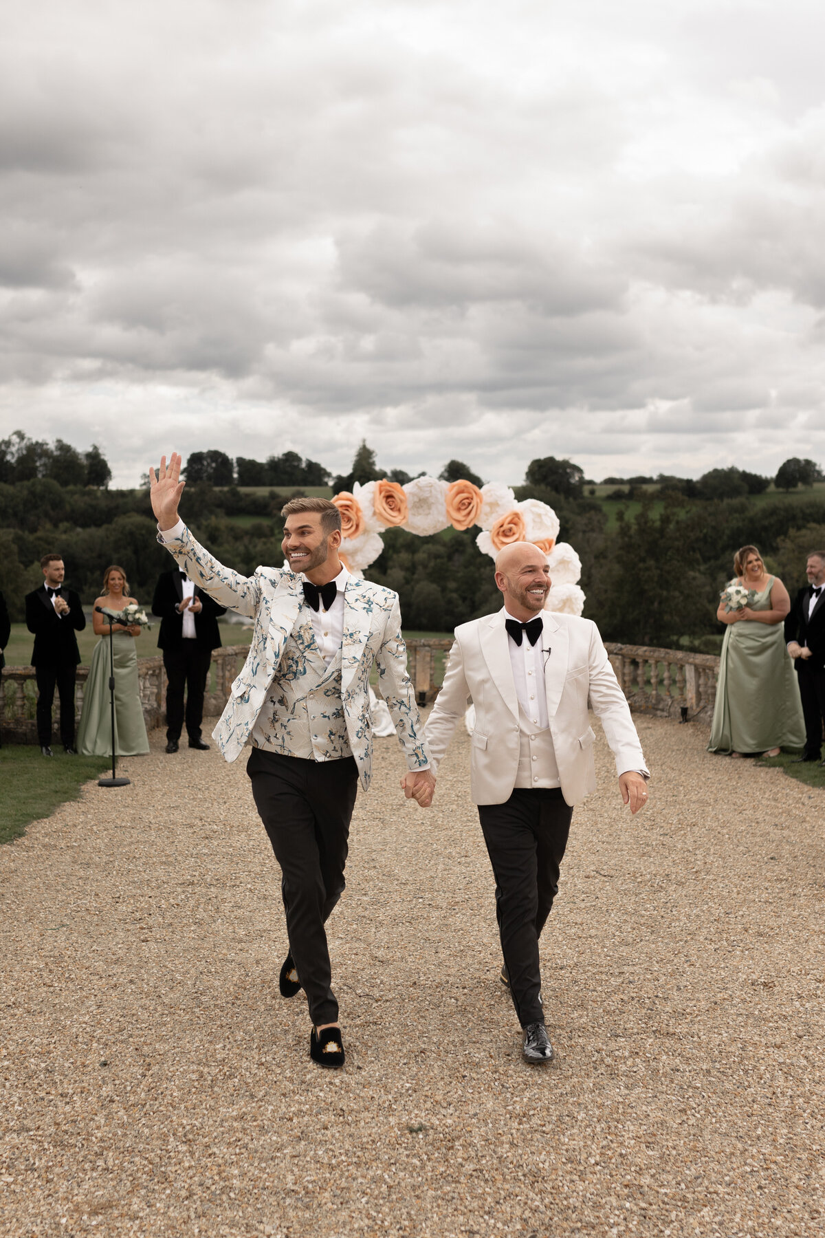 Outdoor wedding ceremony at Orchardleigh Estate