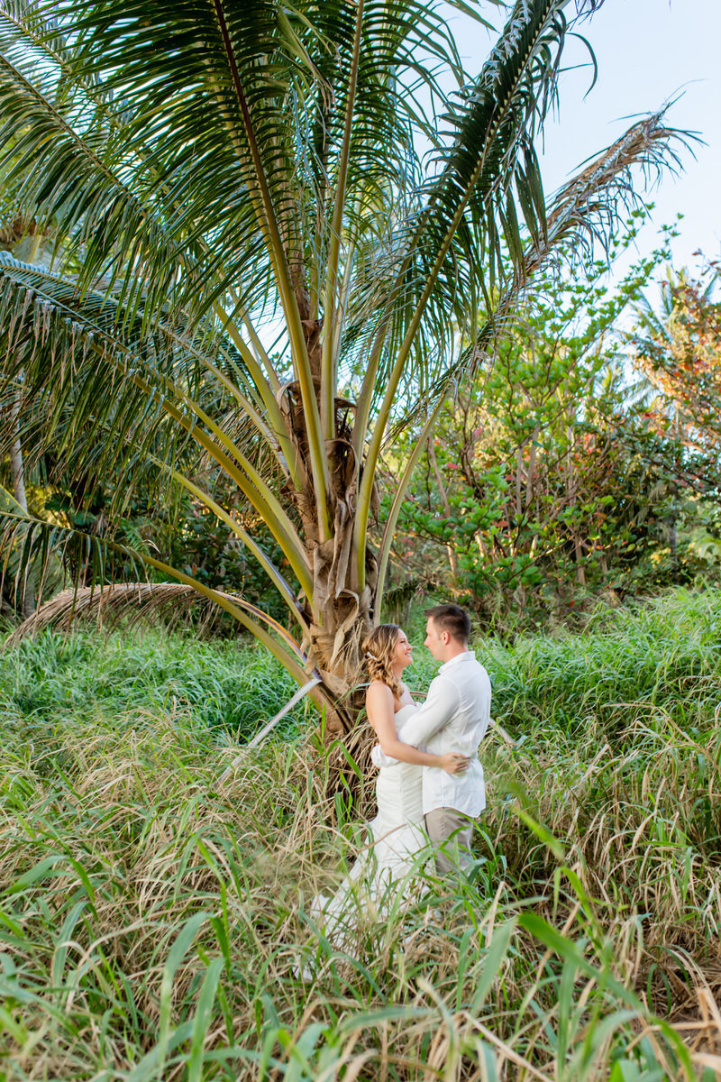 wedding photographer in kauai