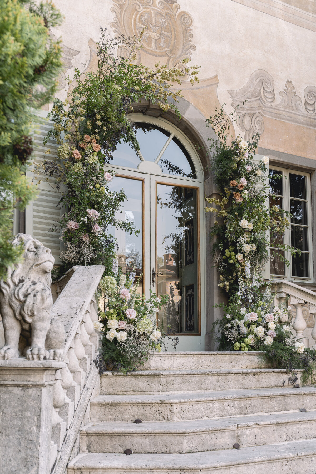 Dimos Bablis Studio Luxury Wedding Photographers Greece and Italy Santorini Wedding Villa Canton  _055